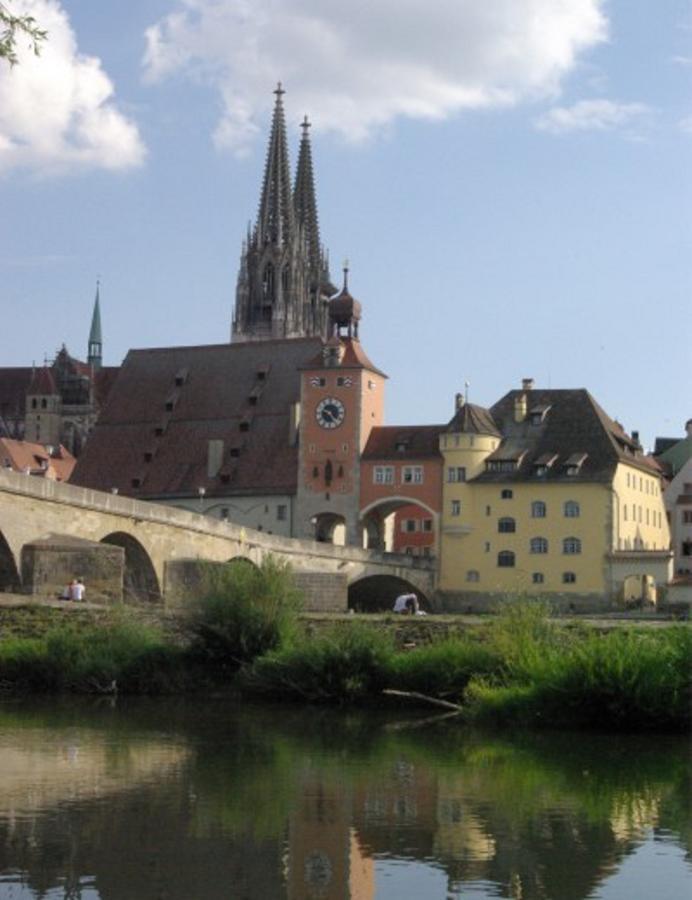 Aufhauser Hof Regensburg Dış mekan fotoğraf